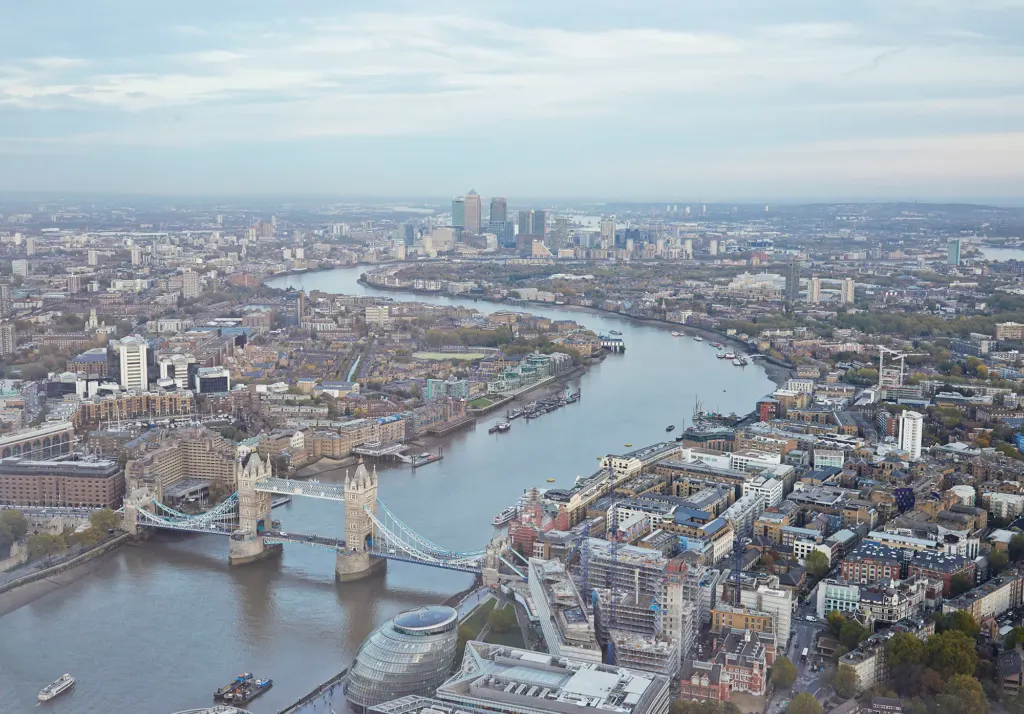 London Landscapes — architecture and landscape photograph in London, UK, frame 15 of 28.